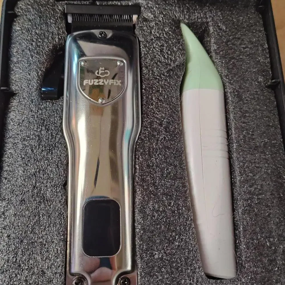 Dog Grooming Clipper kit – Low Noise, Ceramic Blade, by Fuzzyfix